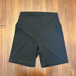 CRZ YOGA Women's Butterluxe Shorts High Waisted Black Size M (8-10)